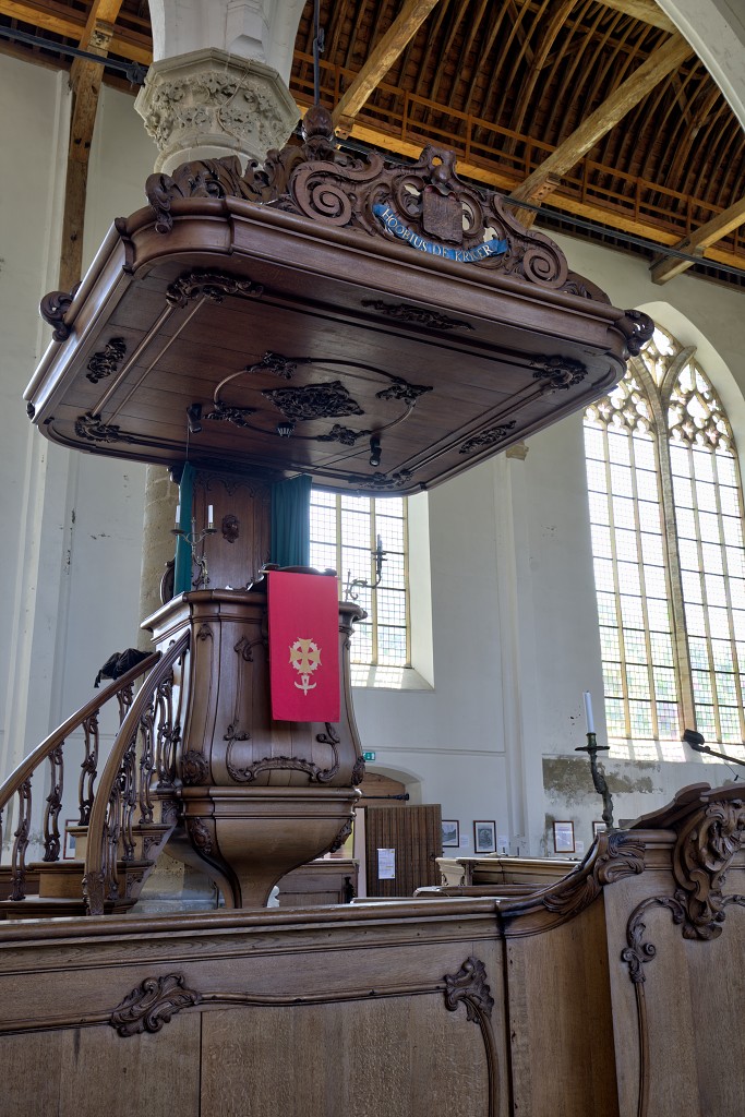HDR Sint Nicolaaskerk grote kerk eglise church kerkfotografie Brouwershaven Jacob Cats religie religion gotiek bezienswaardigheden protestant rooms katholiek